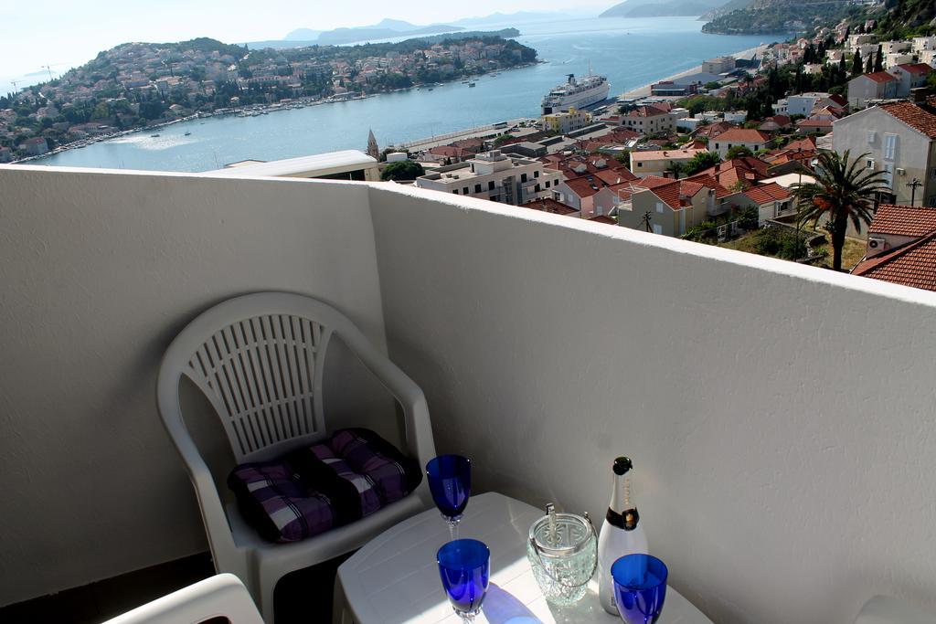 Anet With Free Parking Appartement