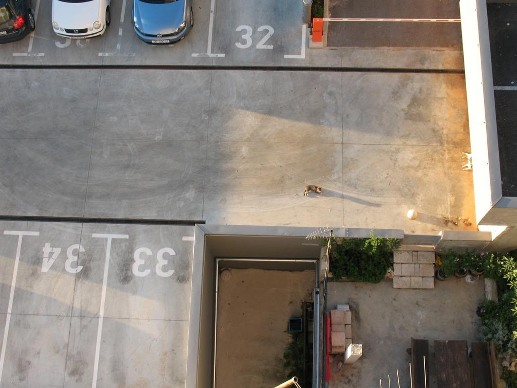 Anet With Free Parking Appartement *